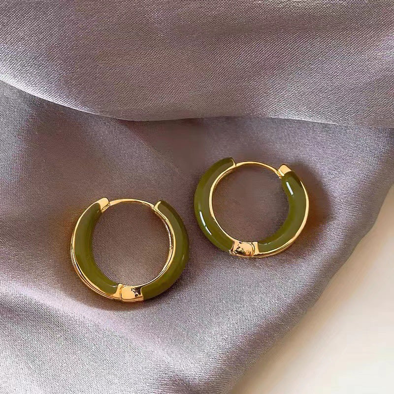 Boucles d'oreilles élégantes et à la mode