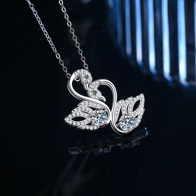 Pendentif double cygne en Moissanite