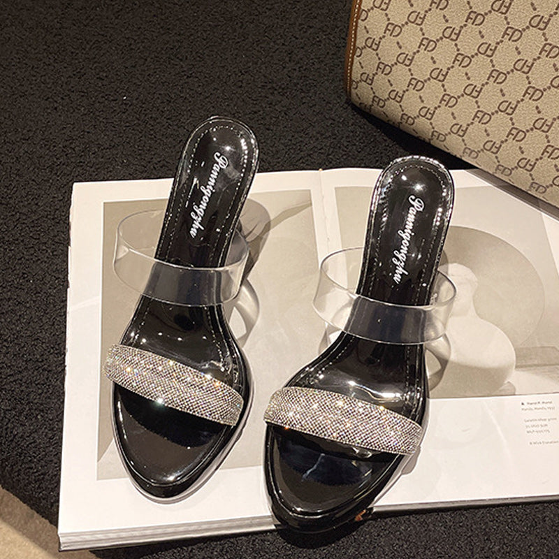 Chaussons talons hauts transparents strass