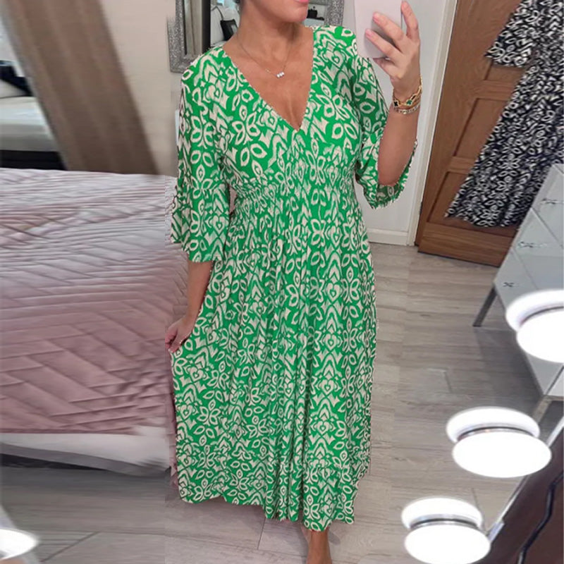 Robe imprimée à manches évasées et col en V