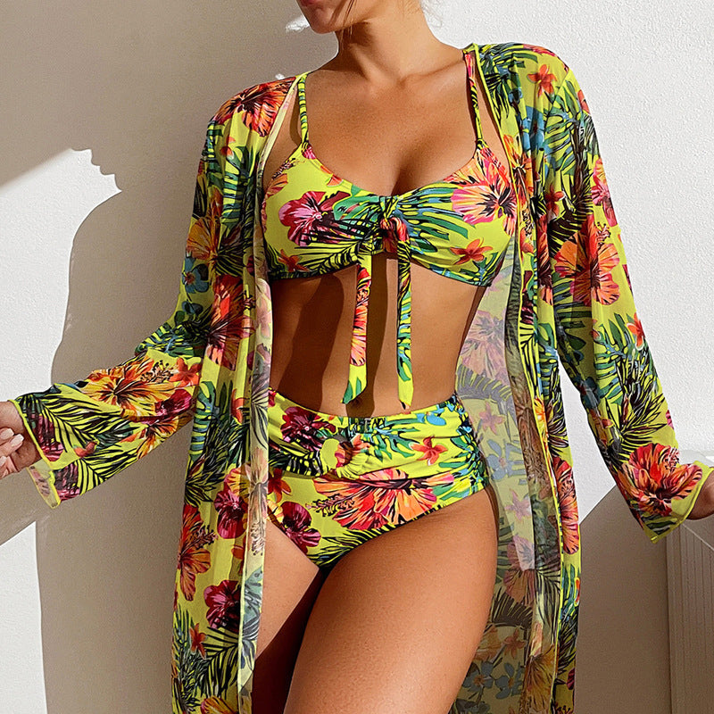 Bikini trois pièces à fleurs