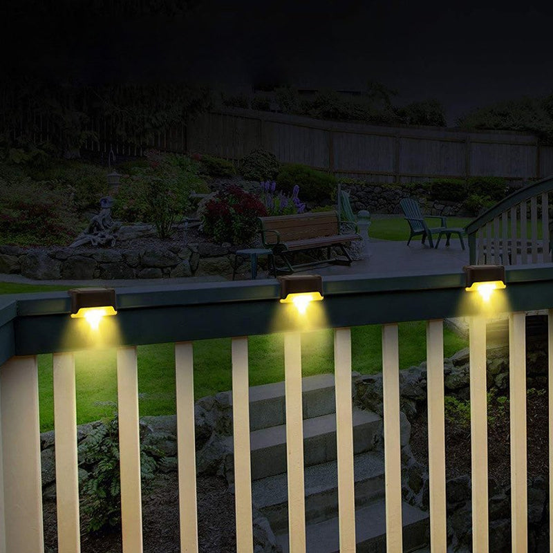 Lumières d'escalier extérieures solaires (4PCS)
