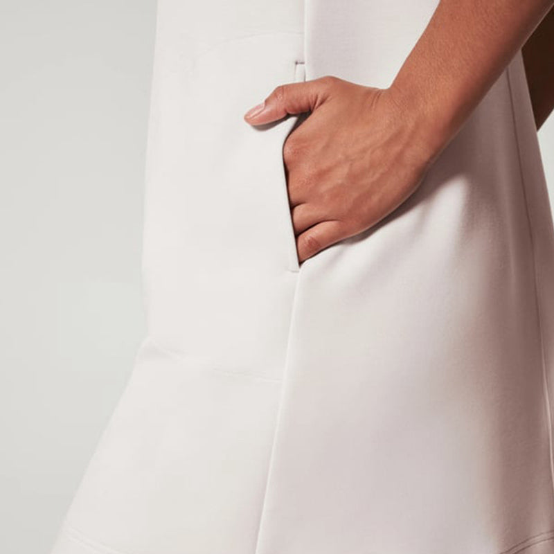 Robe sans manches avec poches