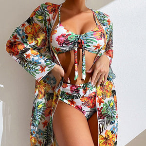 Bikini trois pièces à fleurs