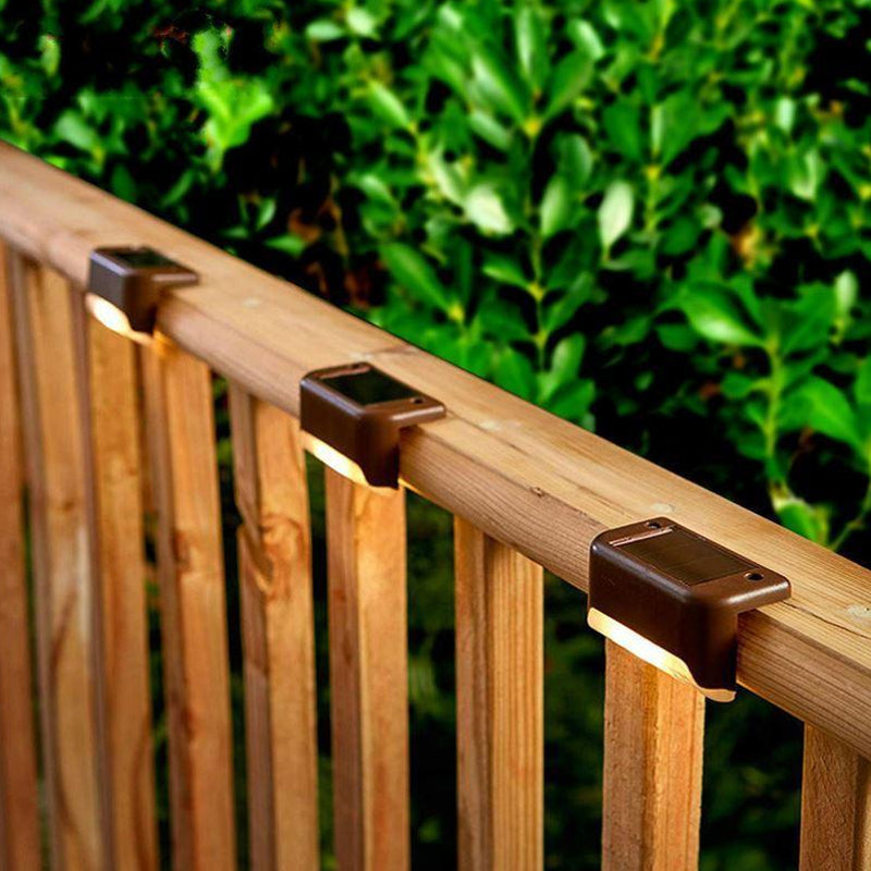 Lumières d'escalier extérieures solaires (4PCS)