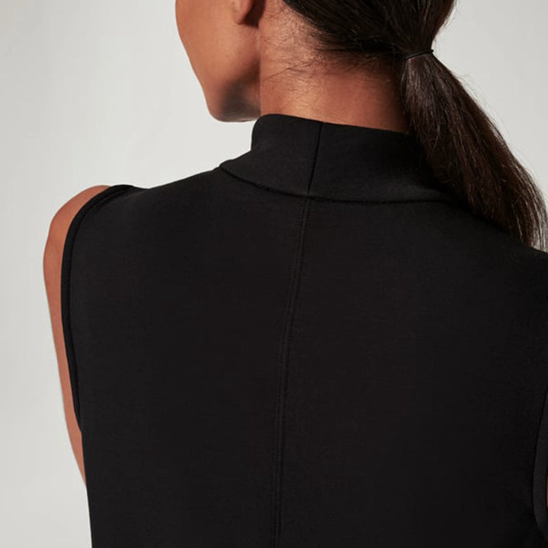 Robe sans manches avec poches