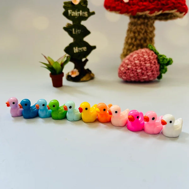 Petits canards en résine